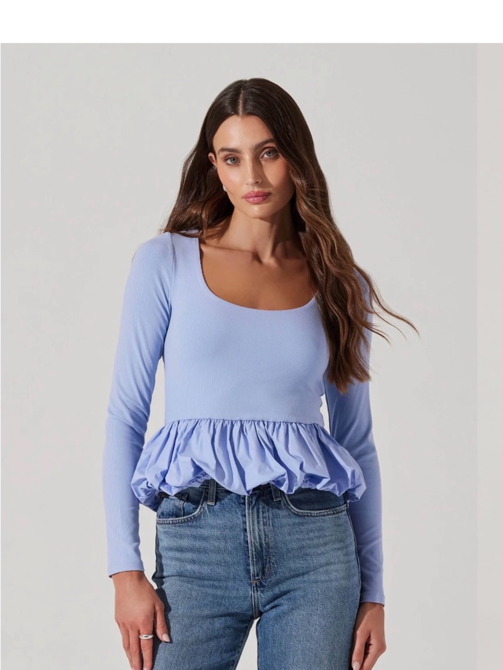 NWOT ASTR Scoop Neck Long Sleeve Peplum Top